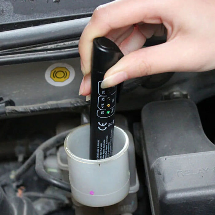 Penna di controllo della qualità dell'olio accurata Tester universale del liquido dei freni Tester digitale del liquido dei freni dell'auto strumento di test automobilistico per Auto del veicolo