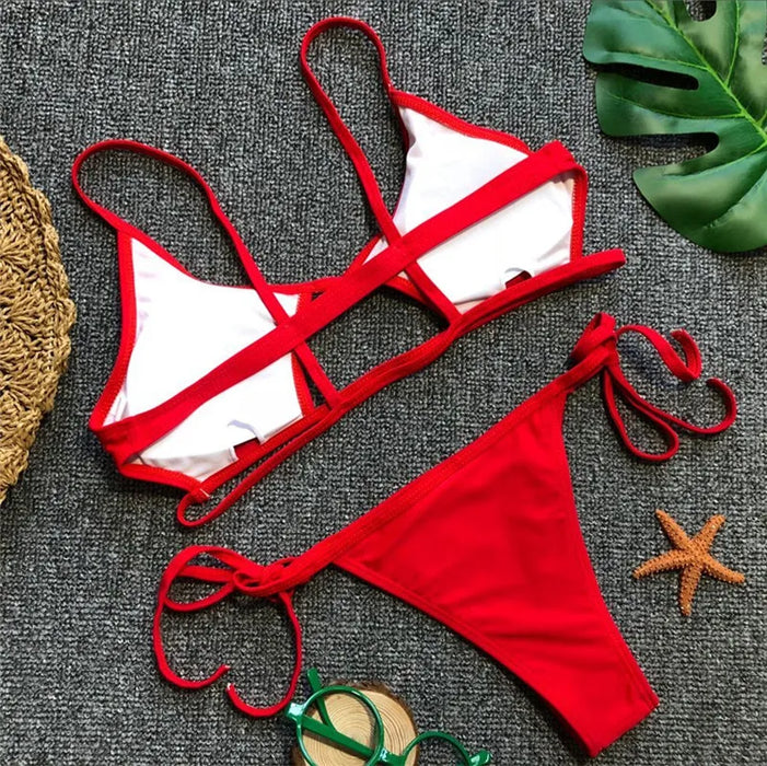 Bikini Sexy rosso scavato costume da bagno donna String costume da bagno Push Up 2024 perizoma legato Bikini brasiliano costume da bagno costumi da bagno