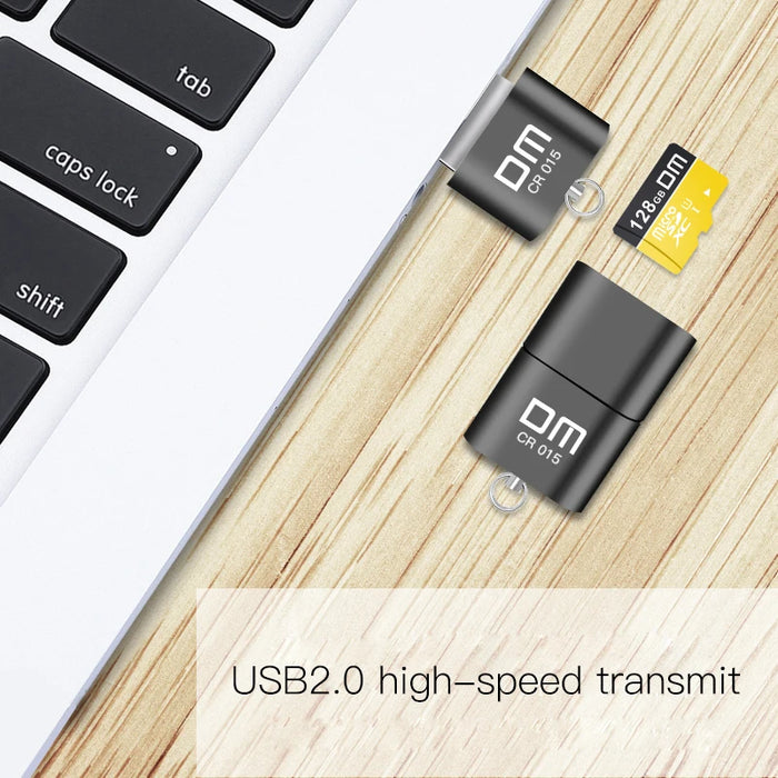 Lettore di schede Micro SD DM CR015 con innovativo slot per schede TF cambia il lettore di schede in una chiavetta USB per computer o per auto