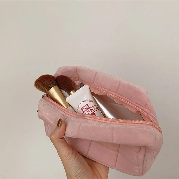 Borsa cosmetica grande in tinta unita con cerniera borsa per il trucco in pelliccia carina per le donne borsa da toilette per il trucco da viaggio custodia per penna in peluche