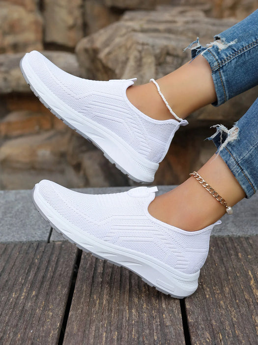 2024 New Fashion Mesh Shoes scarpe da donna Mesh scarpe sportive appartamenti traspiranti Sneakers Casual con suola morbida