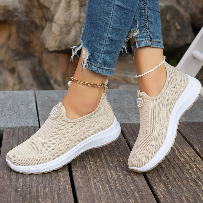 2024 New Fashion Mesh Shoes scarpe da donna Mesh scarpe sportive appartamenti traspiranti Sneakers Casual con suola morbida