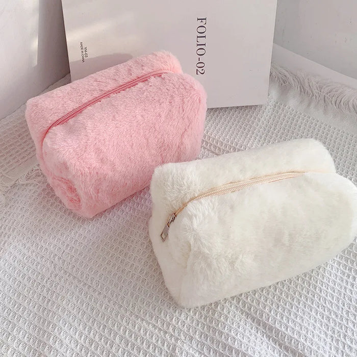 Borsa cosmetica grande in tinta unita con cerniera borsa per il trucco in pelliccia carina per le donne borsa da toilette per il trucco da viaggio custodia per penna in peluche